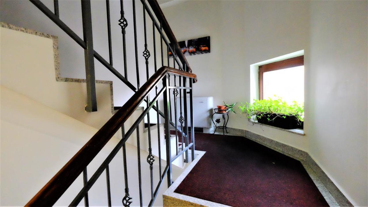 Cozy Attic Room V Bucarest Exterior foto